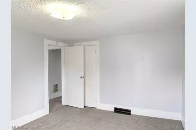 290 W Main Street, Alliance, OH 44601 - Photo 20