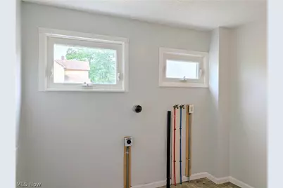 290 W Main Street, Alliance, OH 44601 - Photo 8