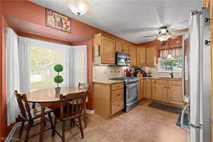 2353 Chestnut Blvd, Cuyahoga Falls, OH 44223 - Photo 14