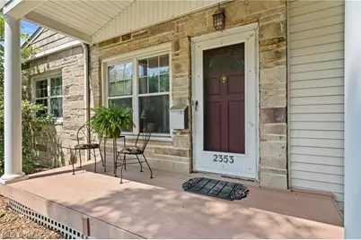 2353 Chestnut Boulevard, Cuyahoga Falls, OH 44223 - Photo 2