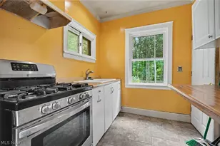 1026 Francis Ave, Cuyahoga Falls, OH 44221 - Photo 8