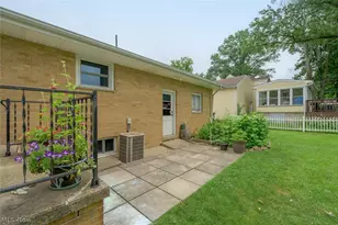 5085 E Rockwell Rd, Austintown, OH 44515 - Photo 10
