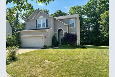 615 Cornell Drive, Grandview Heights, OH 44147 - Photo 2