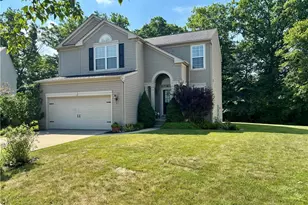 615 Cornell Dr, Grandview Heights, OH 44147 - Photo 2