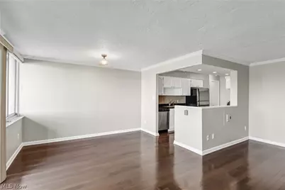 12900 Lake Avenue #327, Oakwood, OH 44107 - Photo 12