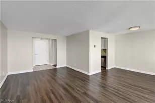 12900 Lake Ave, Oakwood, OH 44107 - Photo 16