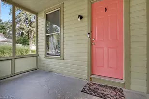 414 W Elm St, Kent, OH 44240 - Photo 2