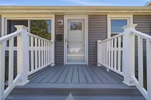5635 Park St, Mentor on the Lake, OH 44060 - Photo 2
