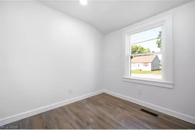 5635 Park Street, Mentor on the Lake, OH 44060 - Photo 18