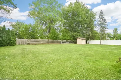 4368 Norona Drive, Cuyahoga Falls, OH 44224 - Photo 24
