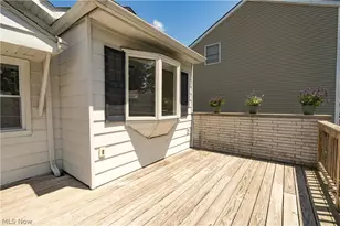 1042 Leighton Ave, Cuyahoga Falls, OH 44221 - Photo 10