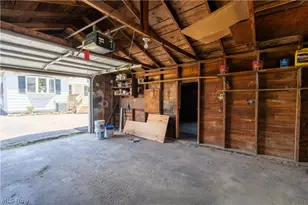 1042 Leighton Ave, Cuyahoga Falls, OH 44221 - Photo 48