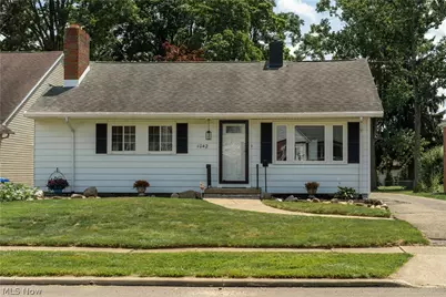 1042 Leighton Avenue, Cuyahoga Falls, OH 44221 - Photo 1