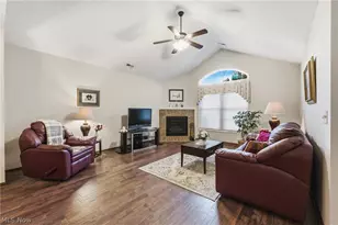 1860 Blackberry Ln, Orrville, OH 44667 - Photo 6