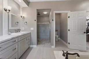 9288 Columbus Rd NE, Louisville, OH 44641 - Photo 2