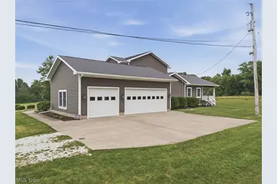 9288 Columbus Road NE, Louisville, OH 44641 - Photo 20