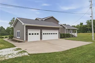 9288 Columbus Rd NE, Louisville, OH 44641 - Photo 20