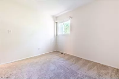 24320 Laing Road, Huber Heights, OH 44146 - Photo 18