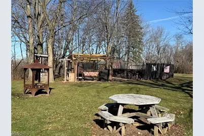 611 Mill Street SE, Canton, OH 44707 - Photo 10