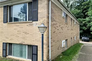 1719 Fulton Rd NW, Canton, OH 44703 - Photo 6
