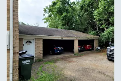 1719 Fulton Road NW, Canton, OH 44703 - Photo 2
