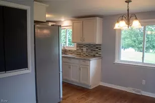 914 22nd St SW, Massillon, OH 44647 - Photo 4