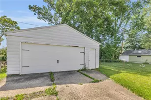 270 Pasadena, Elyria, OH 44035 - Photo 4