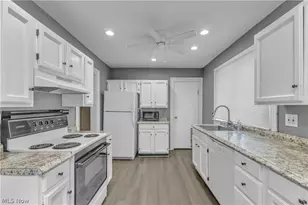 270 Pasadena, Elyria, OH 44035 - Photo 16