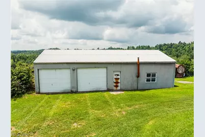 50109 Sykes Ridge Road, Clarington, OH 43915 - Photo 6