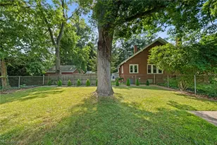 272 S Hawkins Ave, Akron, OH 44313 - Photo 4