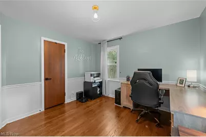 272 S Hawkins Avenue, Akron, OH 44313 - Photo 18