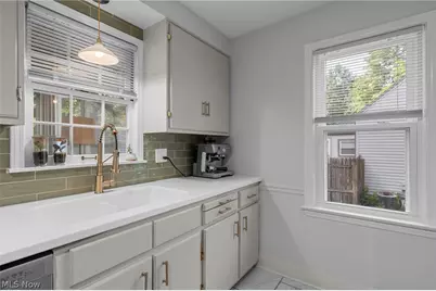 272 S Hawkins Avenue, Akron, OH 44313 - Photo 28