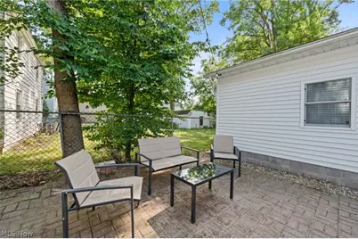 272 S Hawkins Avenue, Akron, OH 44313 - Photo 46