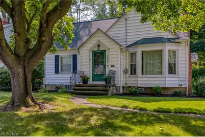 272 S Hawkins Avenue, Akron, OH 44313 - Photo 6
