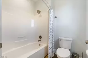 6467 Friarwood Cir NW, Canton, OH 44718 - Photo 28