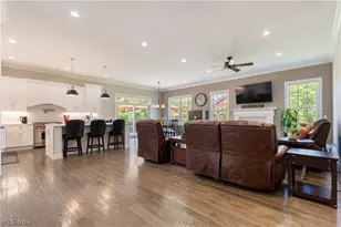 6467 Friarwood Cir NW, Canton, OH 44718 - Photo 10