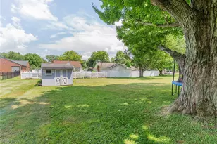 255 Grandview Ave, Hubbard, OH 44425 - Photo 30