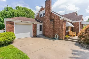 255 Grandview Ave, Hubbard, OH 44425 - Photo 4