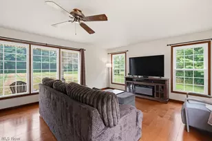 11187 Taylor May Rd, Chagrin Falls, OH 44023 - Photo 18