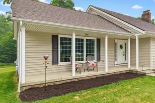11187 Taylor May Rd, Chagrin Falls, OH 44023 - Photo 4