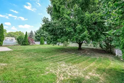 835 Yorkshire Drive, Ravenna, OH 44266 - Photo 26