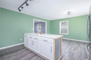 835 Yorkshire Dr, Ravenna, OH 44266 - Photo 12