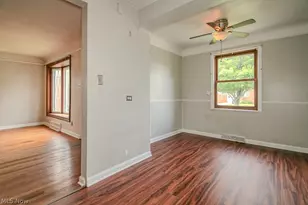 262 E 323rd St, Willowick, OH 44095 - Photo 12