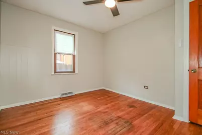262 E 323rd Street, Willowick, OH 44095 - Photo 16