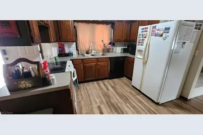 245 7th Street, Elyria, OH 44035 - Photo 12