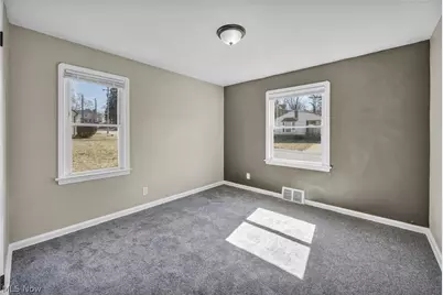 9901 Marah Avenue, Loveland, OH 44104 - Photo 8