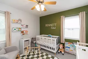 521 Cambridge Ave, Elyria, OH 44035 - Photo 18