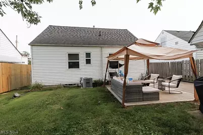 521 Cambridge Avenue, Elyria, OH 44035 - Photo 4