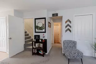 521 Cambridge Ave, Elyria, OH 44035 - Photo 16