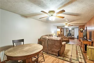 1865 Hartville Rd, Mogadore, OH 44260 - Photo 14
